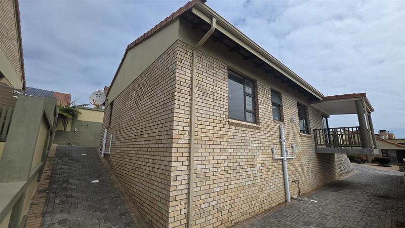 3 Bedroom Property for Sale in Seemeeu Park Western Cape